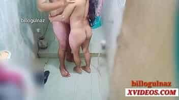 Desi indian girlfriend Ass and pussy fucked in washroom video