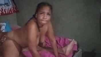 Indian &sol; Paki college girl leaked sex tape &lpar;short clip - with audio&rpar; video